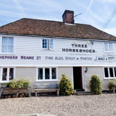 Three Horseshoes pub